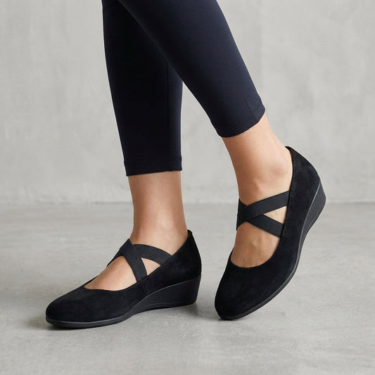 LUCÍA — Crossed-Strap Flat Orthopedic Sandals for Women